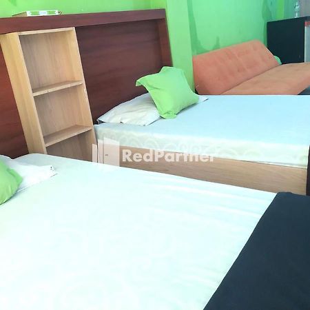 Seungit Syariah Inn Tebet Mitra Reddoorz Jakarta Exterior foto