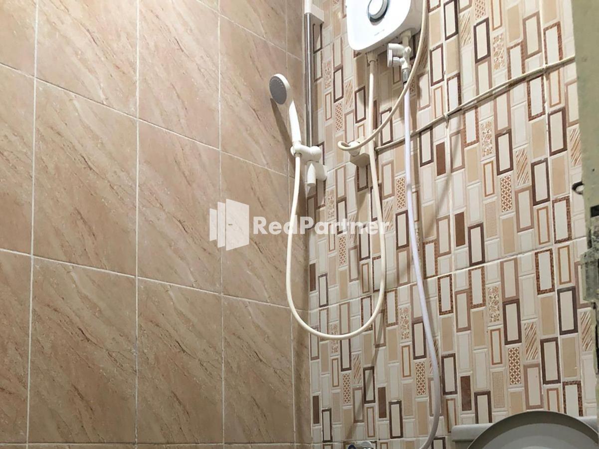 Seungit Syariah Inn Tebet Mitra Reddoorz Jakarta Exterior foto